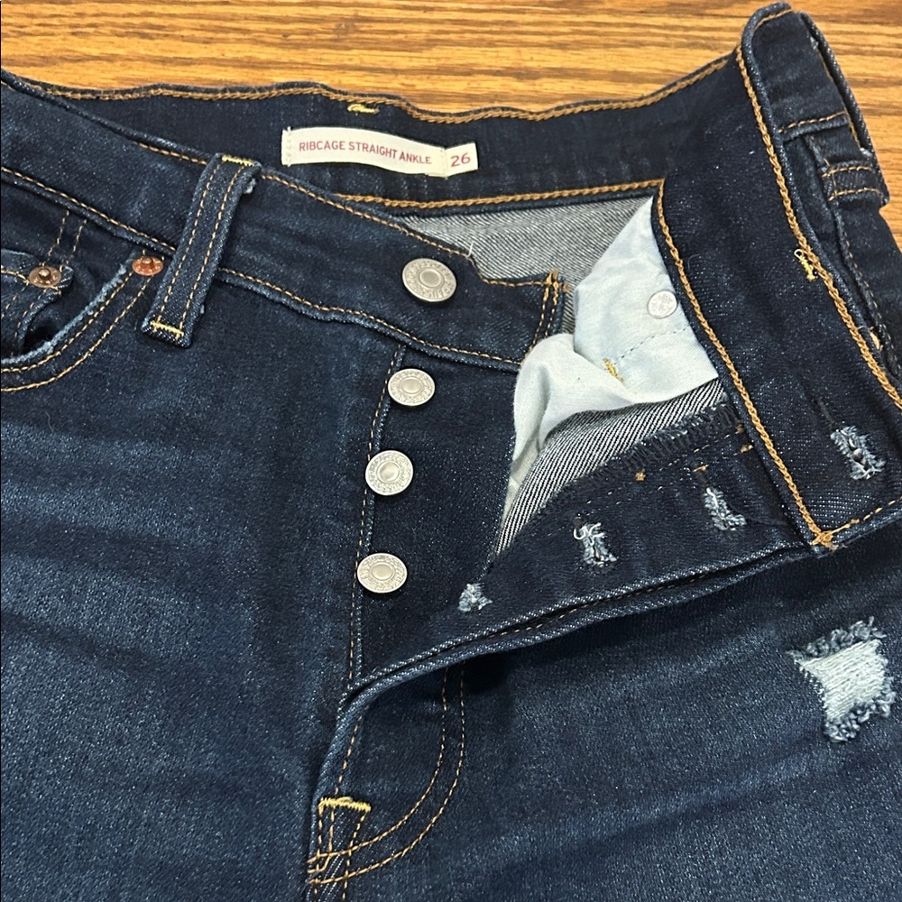 Levi's Jeans Women’s 26 Dark Blue RibCage Straight Leg Distressed - Picture 7 of 11